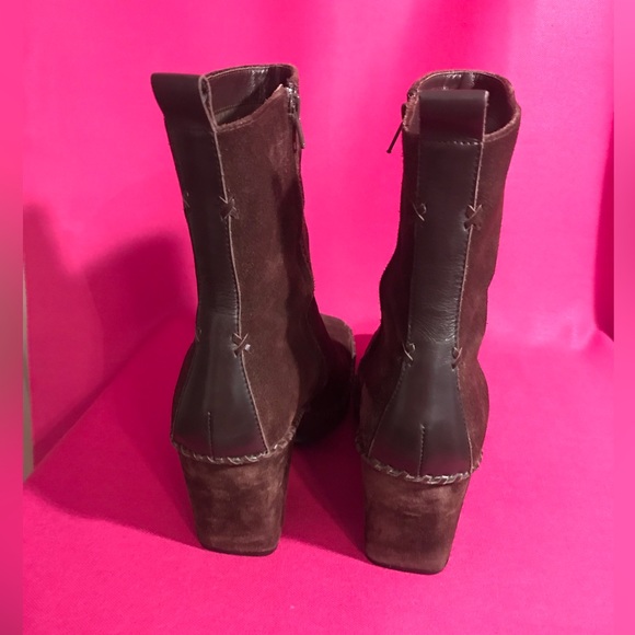 Linea Paolo Suede Ankle Boot - Picture 4 of 10